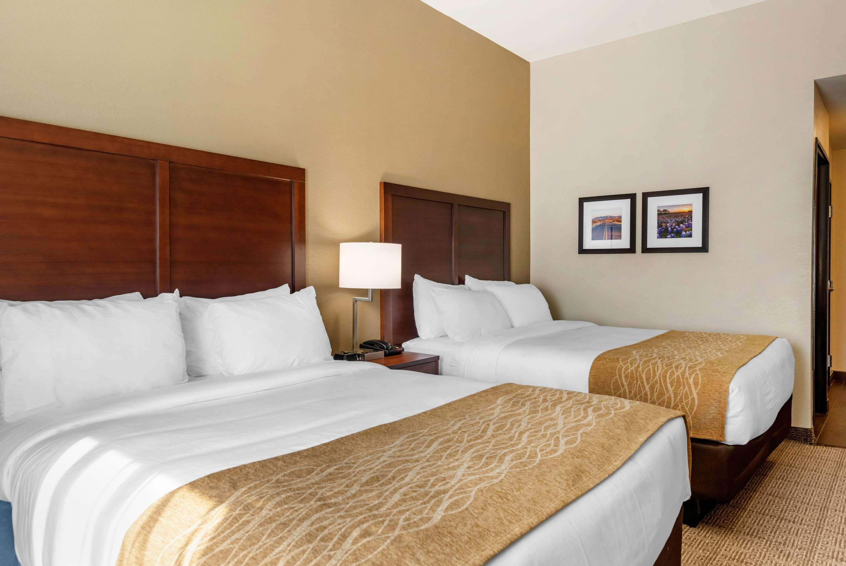 Comfort Inn & Suites Big Spring Esterno foto