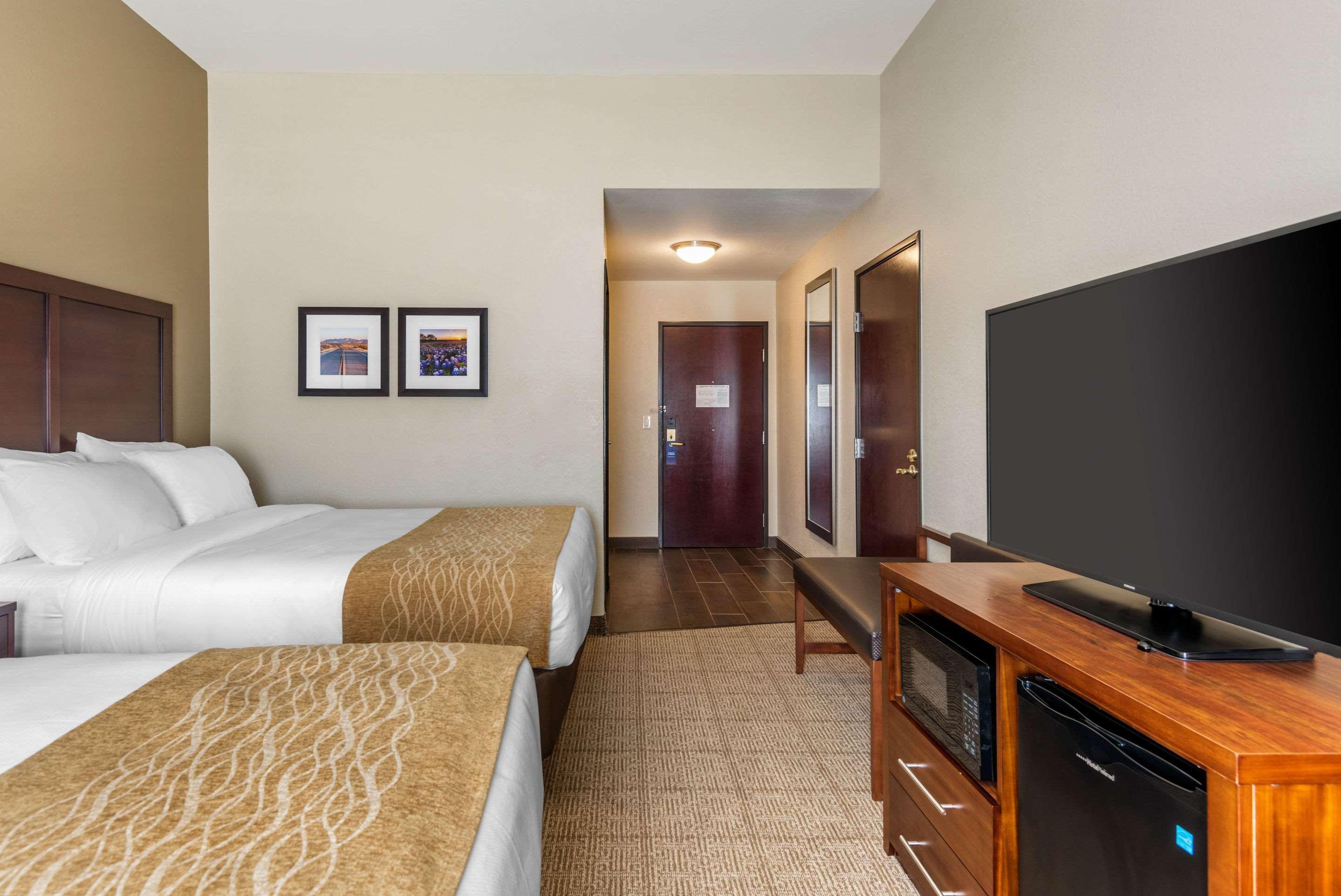 Comfort Inn & Suites Big Spring Esterno foto