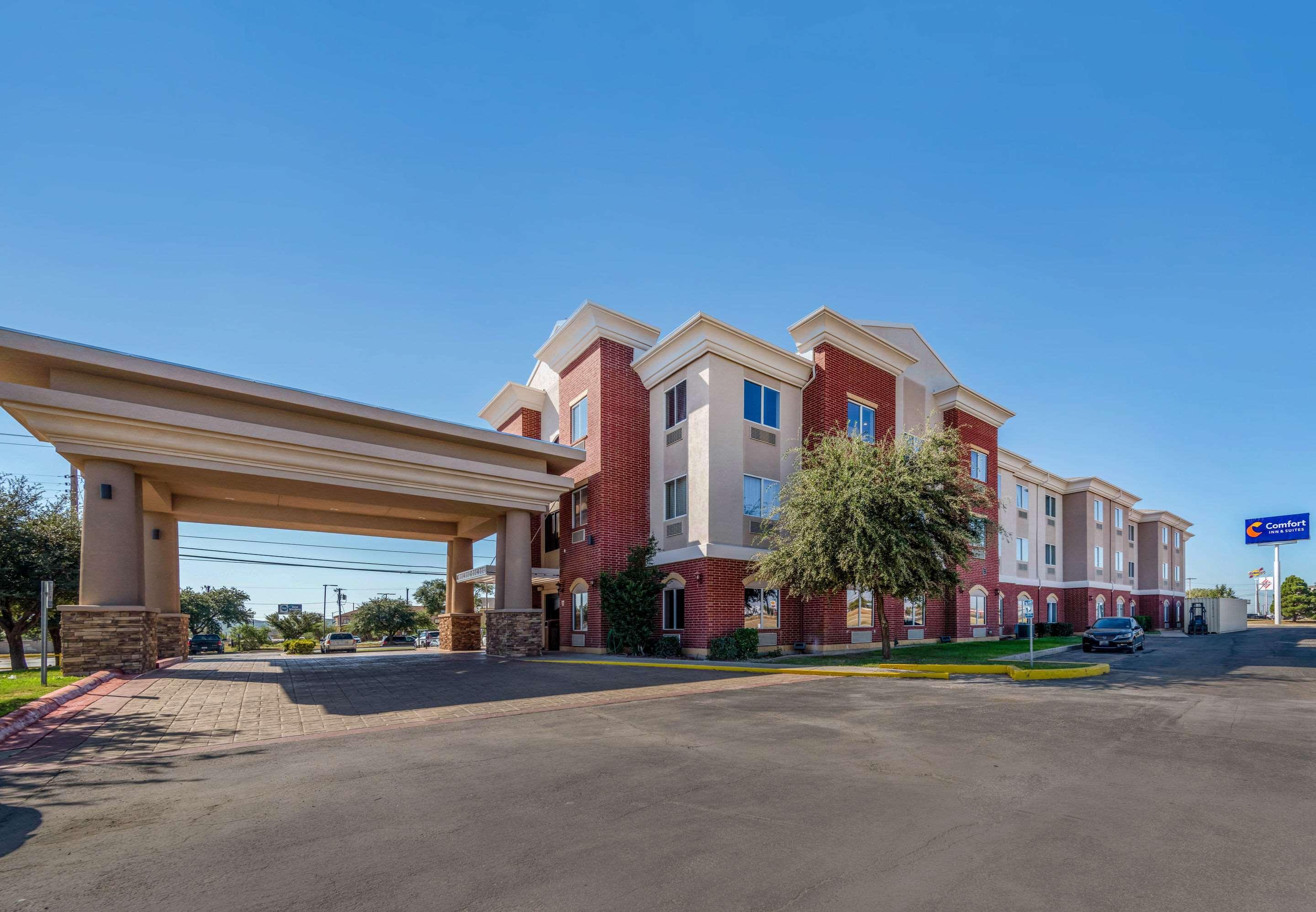 Comfort Inn & Suites Big Spring Esterno foto
